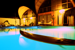 Our polychromatic pool gives the Kites Mancora night life a whole new feel